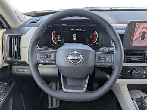 New 2026 Nissan Pathfinder SL w/ SL Premium Package FWD image 18
