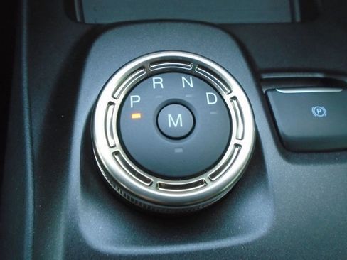 Used 2020 Ford Mustang Shelby GT500 w/ Technology Package image 27