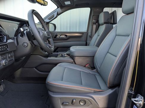 New 2026 GMC Yukon AT4 w/ AT4 Premium Plus Package AWD/4WD image 27