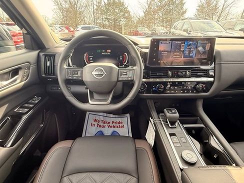 New 2026 Nissan Pathfinder Platinum w/ Cargo Package image 23