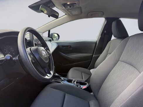 Used 2024 Toyota Corolla LE FWD image 11