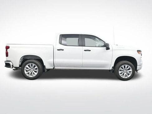 Used 2026 Chevrolet Silverado 1500 Custom image 4