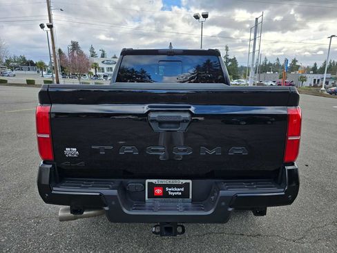 Used 2025 Toyota Tacoma TRD Off-Road w/ TRD Off Road Premium Package image 13