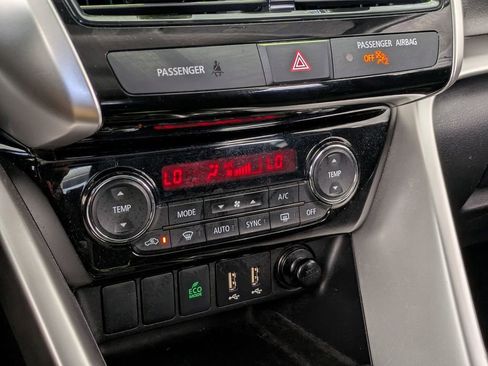 Used 2025 Mitsubishi Eclipse Cross SE AWD/4WD image 17