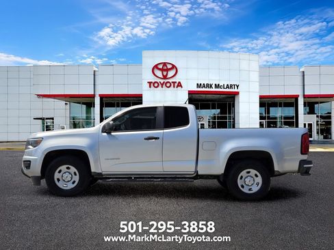 Used 2016 Chevrolet Colorado W/T w/ WT Convenience Package RWD image 2