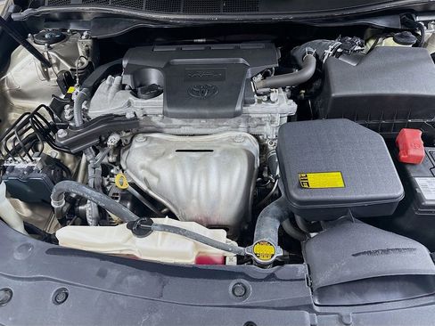 Used 2015 Toyota Camry XSE image 29