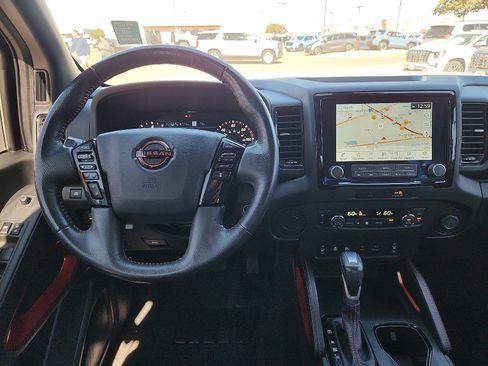 Used 2023 Nissan Frontier Pro-X w/ Pro Convenience Package image 11