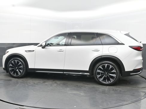Used 2024 MAZDA CX-90 Plug-In Hybrid w/ Premium Pkg image 7