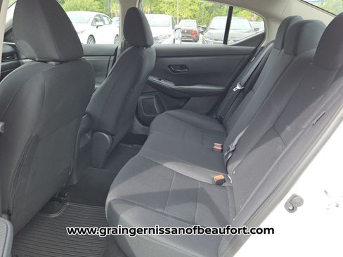 Used 2025 Nissan Sentra S FWD image 4