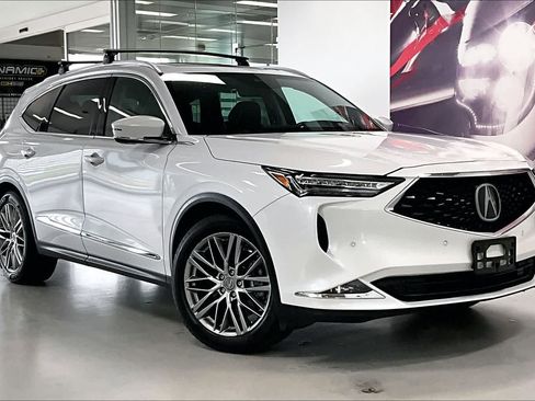 Used 2022 Acura MDX SH-AWD w/ Advance Package image 18