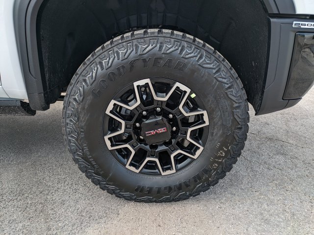 New 2026 GMC Sierra 2500 AT4X AWD/4WD image 11