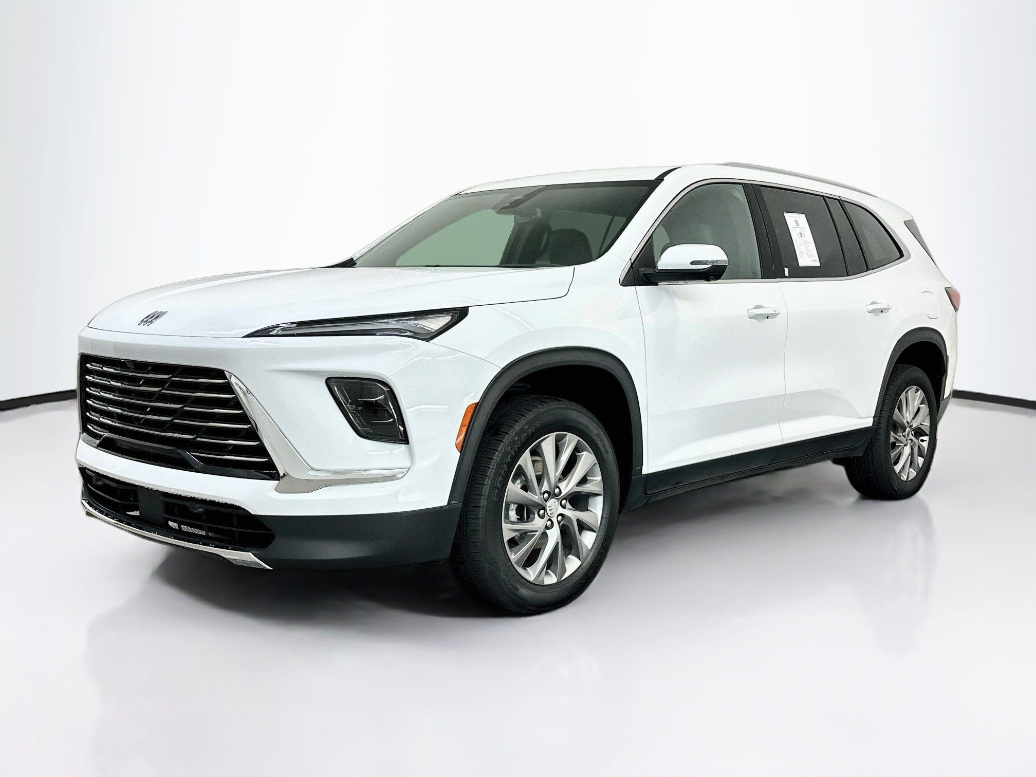 Used 2025 Buick Enclave Preferred AWD/4WD image 3