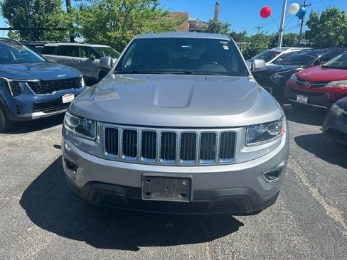 Used 2016 Jeep Grand Cherokee Laredo w/ Quick Order Package 23E AWD/4WD image 2