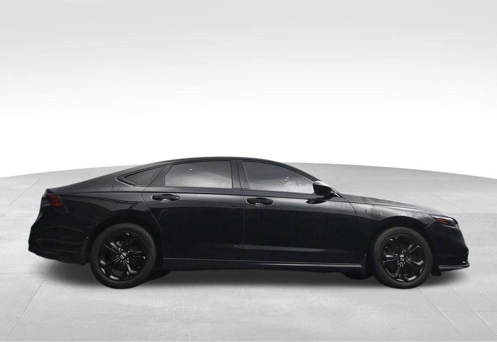 Used 2025 Honda Accord SE image 46