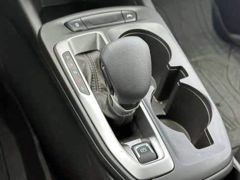 Certified 2024 Chevrolet Trax LS w/ LS Convenience Package image 24