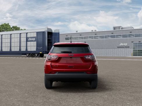 New 2026 Jeep Compass Latitude AWD/4WD image 7