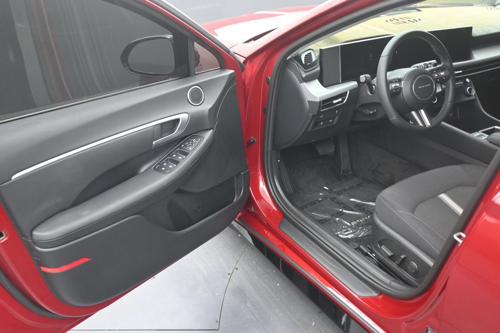 Used 2026 Hyundai Sonata SEL FWD image 10