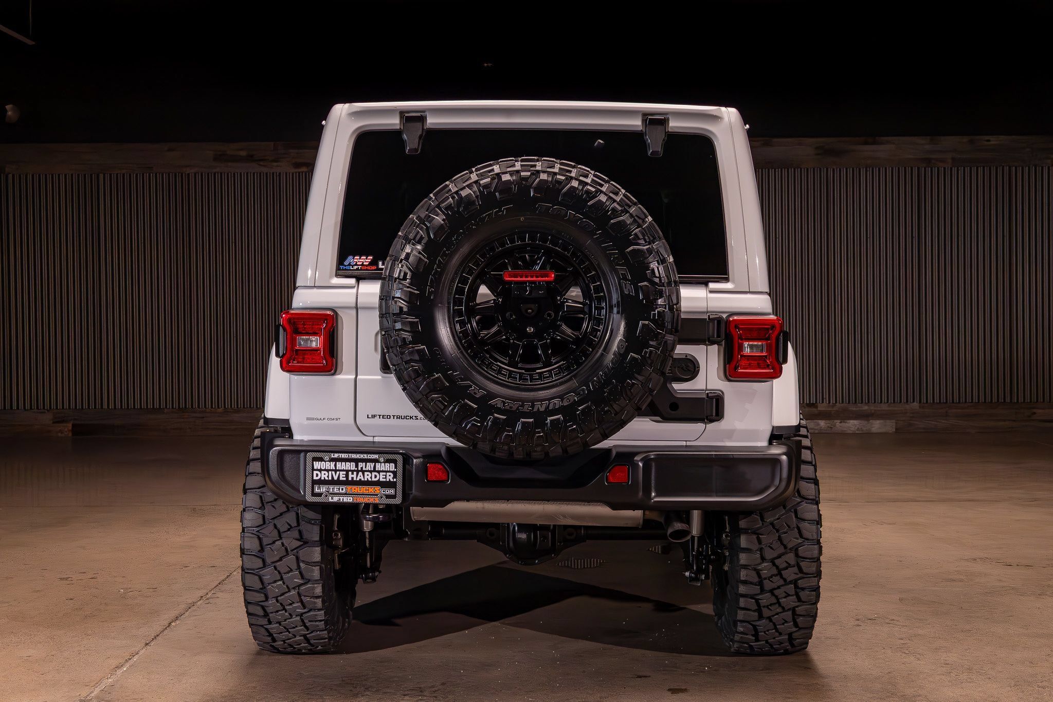 Used 2024 Jeep Wrangler Unlimited Sahara w/ Technology Group AWD/4WD image 8