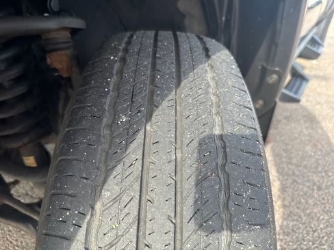 Used 2021 Toyota Tacoma SR5 image 40