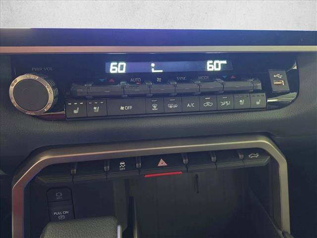 Used 2026 Toyota Tundra Limited AWD/4WD image 15