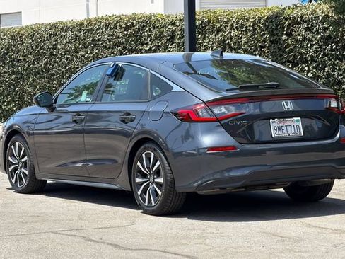 Certified 2024 Honda Civic EX-L image 6