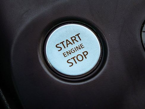 Used 2022 INFINITI QX50 Sensory image 30