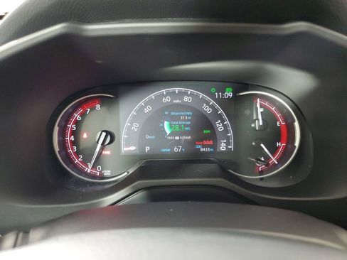 Used 2025 Toyota RAV4 XLE w/ Convenience Package image 27