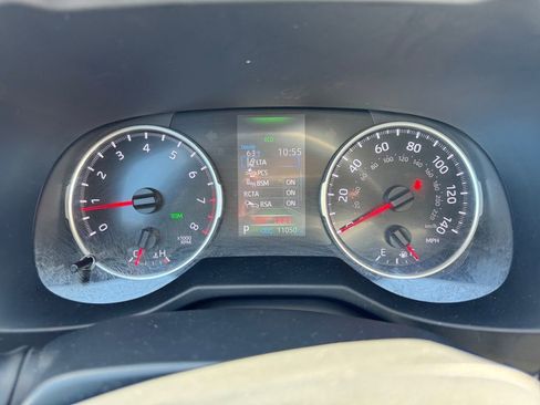 Used 2022 Toyota RAV4 XLE Premium AWD/4WD image 20