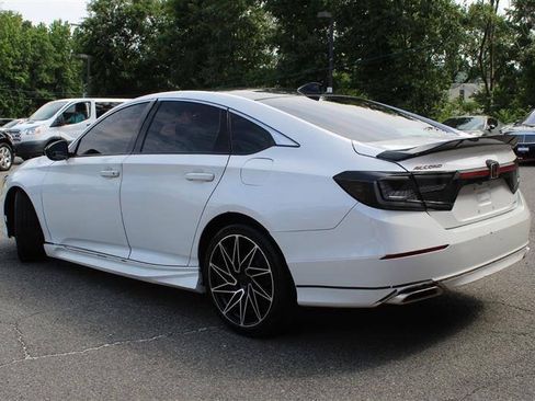 Used 2019 Honda Accord Sport image 3