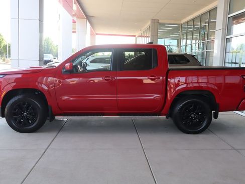 Used 2022 Nissan Frontier SV RWD image 4