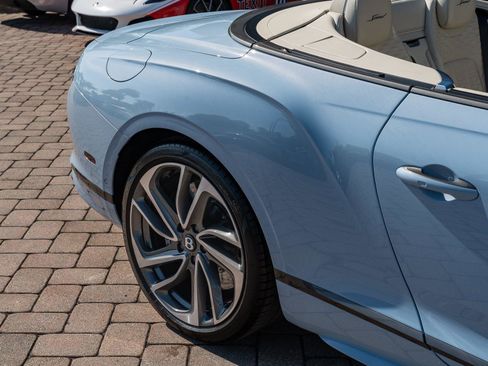 Used 2025 Bentley Continental GT Speed AWD/4WD image 16