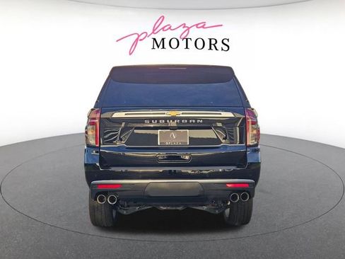 Used 2024 Chevrolet Suburban High Country AWD/4WD image 6