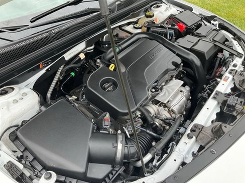 Used 2022 Chevrolet Malibu LT w/ Redline Edition FWD image 39