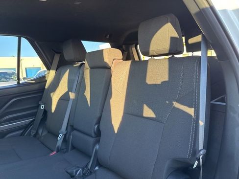 Used 2025 Toyota 4Runner SR5 image 25