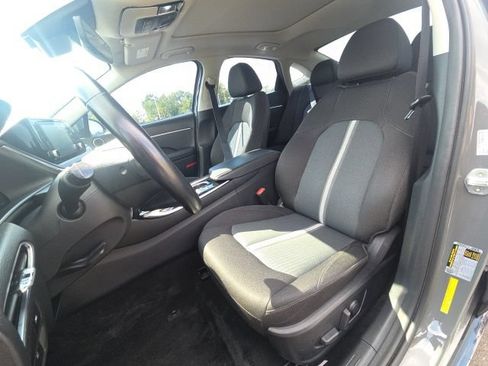 Used 2021 Hyundai Sonata SEL w/ Convenience Package FWD image 19