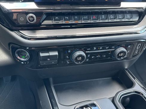 New 2026 Chevrolet Silverado 1500 ZR2 w/ Dark Appearance Package AWD/4WD image 20