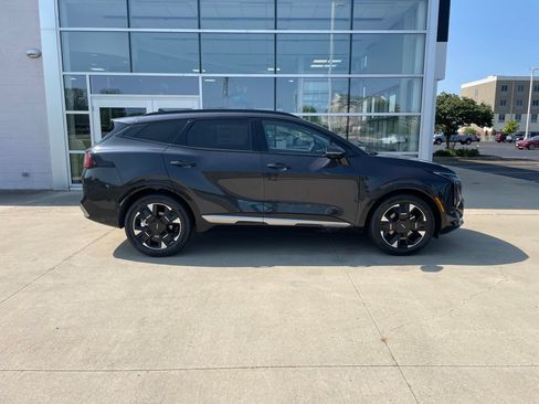 New 2026 Kia Sportage SX FWD image 4