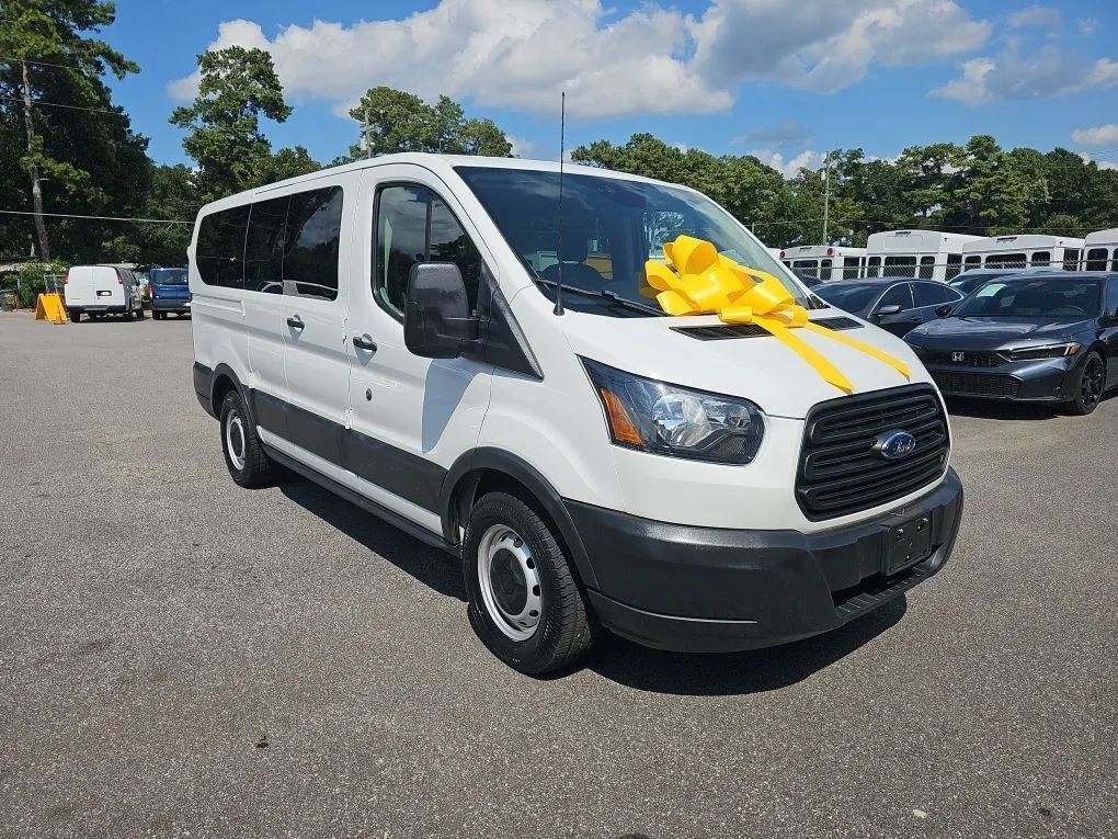 Used 2019 Ford Transit 150 XL RWD image 9