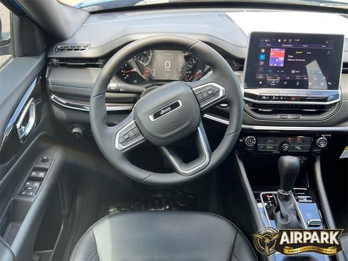 New 2025 Jeep Compass Latitude w/ Altitude Special Edition image 12