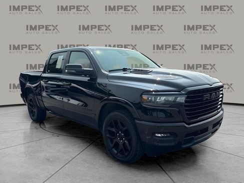 Used 2025 RAM 1500 Laramie w/ Night Edition AWD/4WD image 5