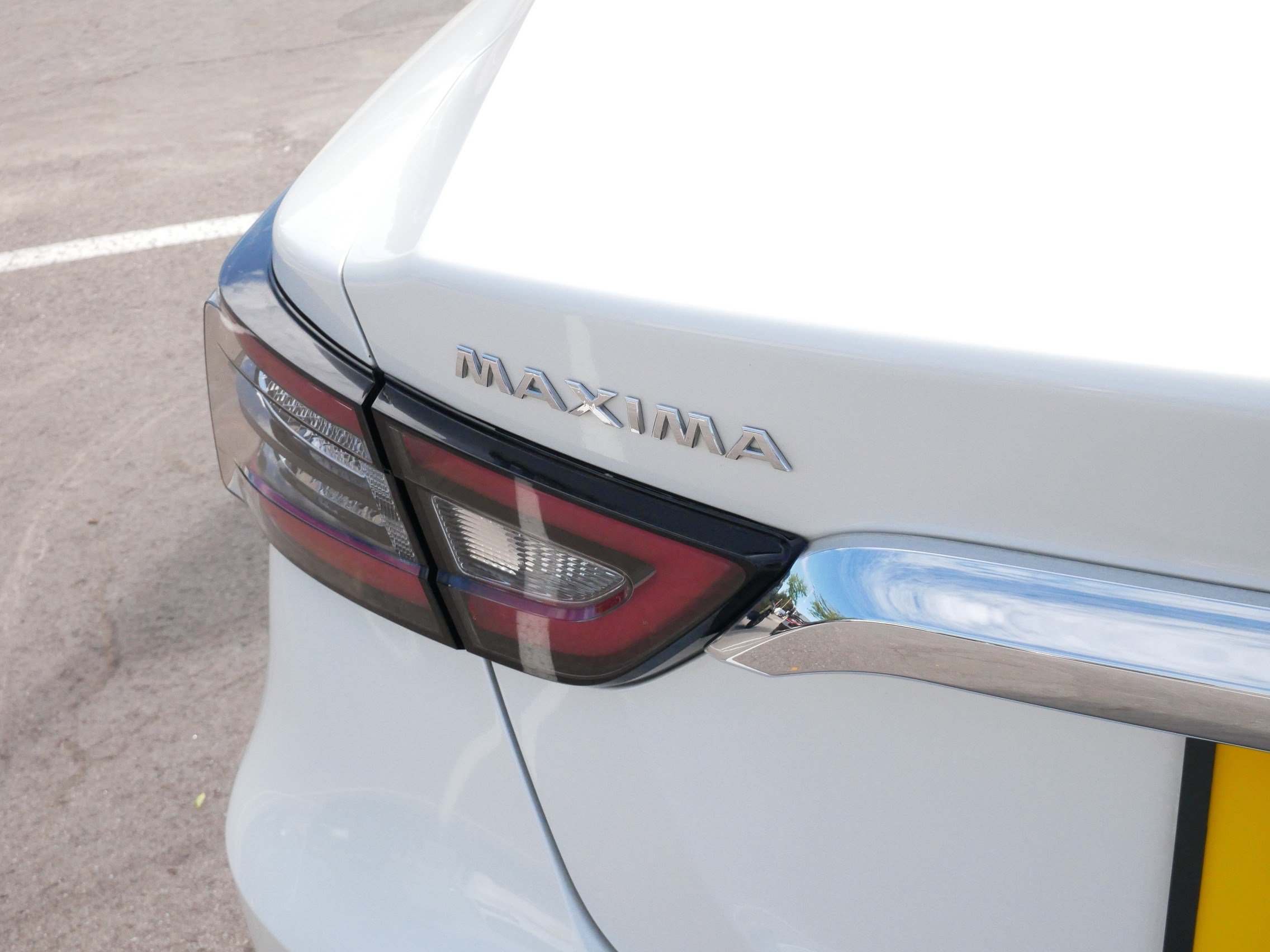 Used 2022 Nissan Maxima Platinum w/ Sport Mat Group FWD image 17