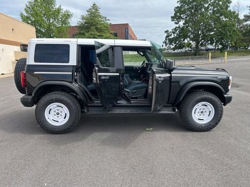 New 2026 Ford Bronco Heritage Edition AWD/4WD image 10