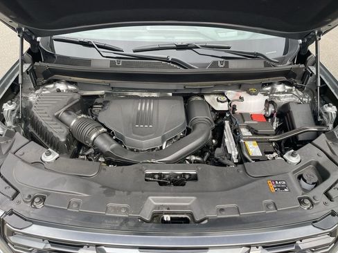 New 2026 GMC Acadia AT4 w/ Luxury Package AWD/4WD image 31