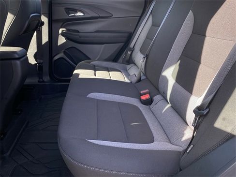Used 2026 Chevrolet TrailBlazer LS image 25