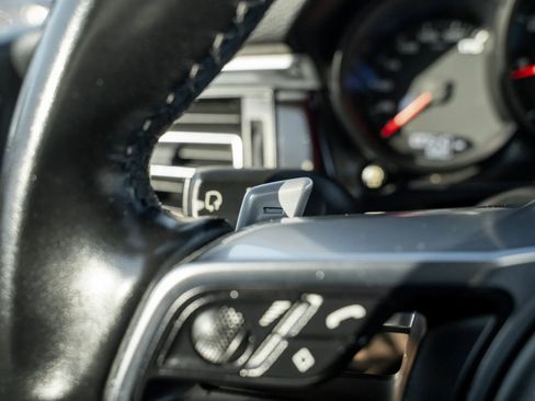 Used 2019 Porsche Macan Sport Edition image 23