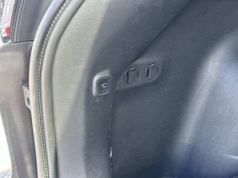 Certified 2020 Jeep Cherokee High Altitude image 10