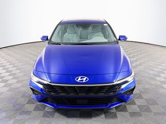 Used 2025 Hyundai Elantra SEL video 2