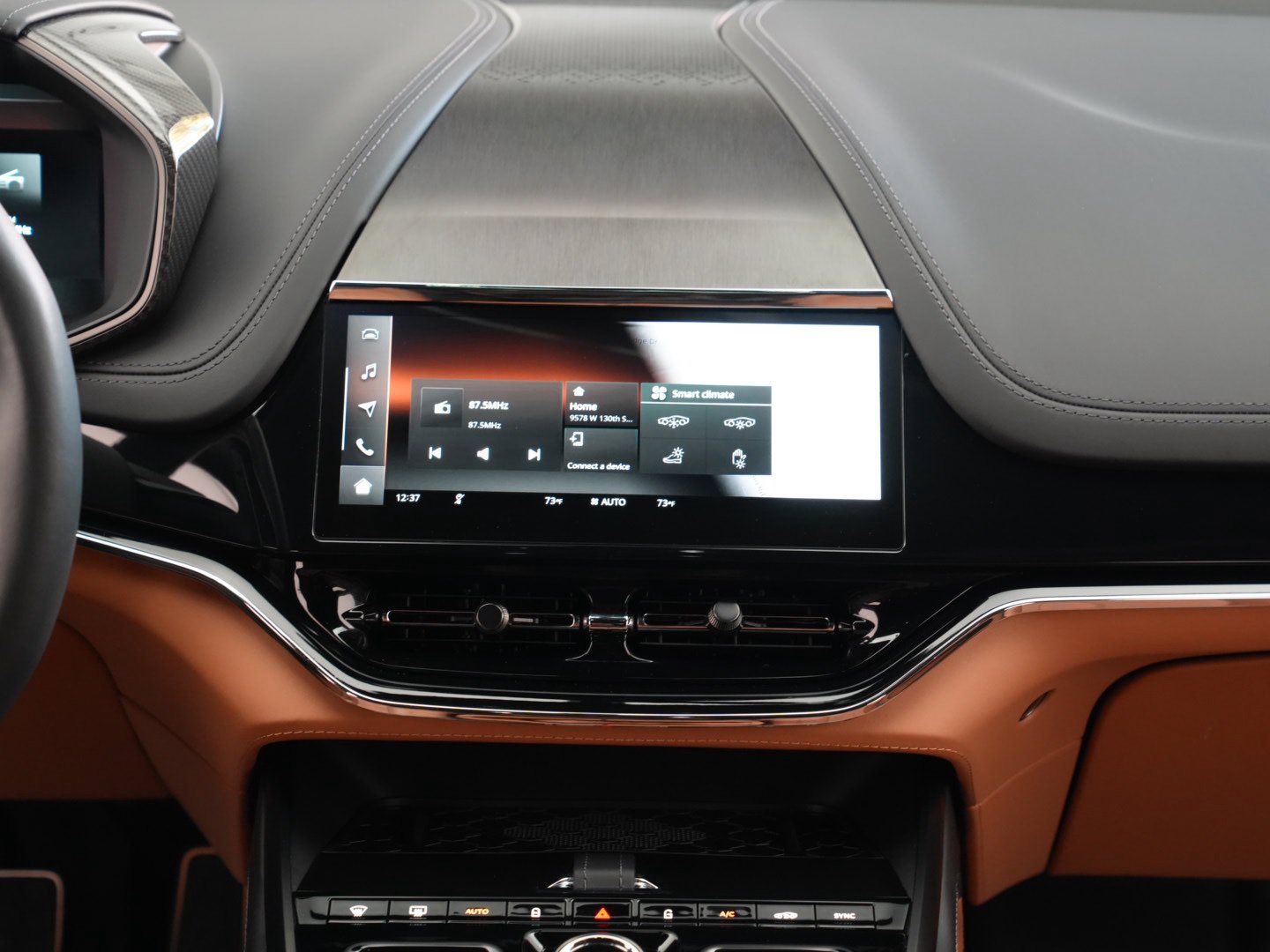 Used 2025 Aston Martin DBX 707 AWD/4WD image 29
