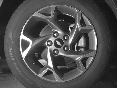 Used 2025 Chevrolet Trax LT w/ LT Convenience Package image 13