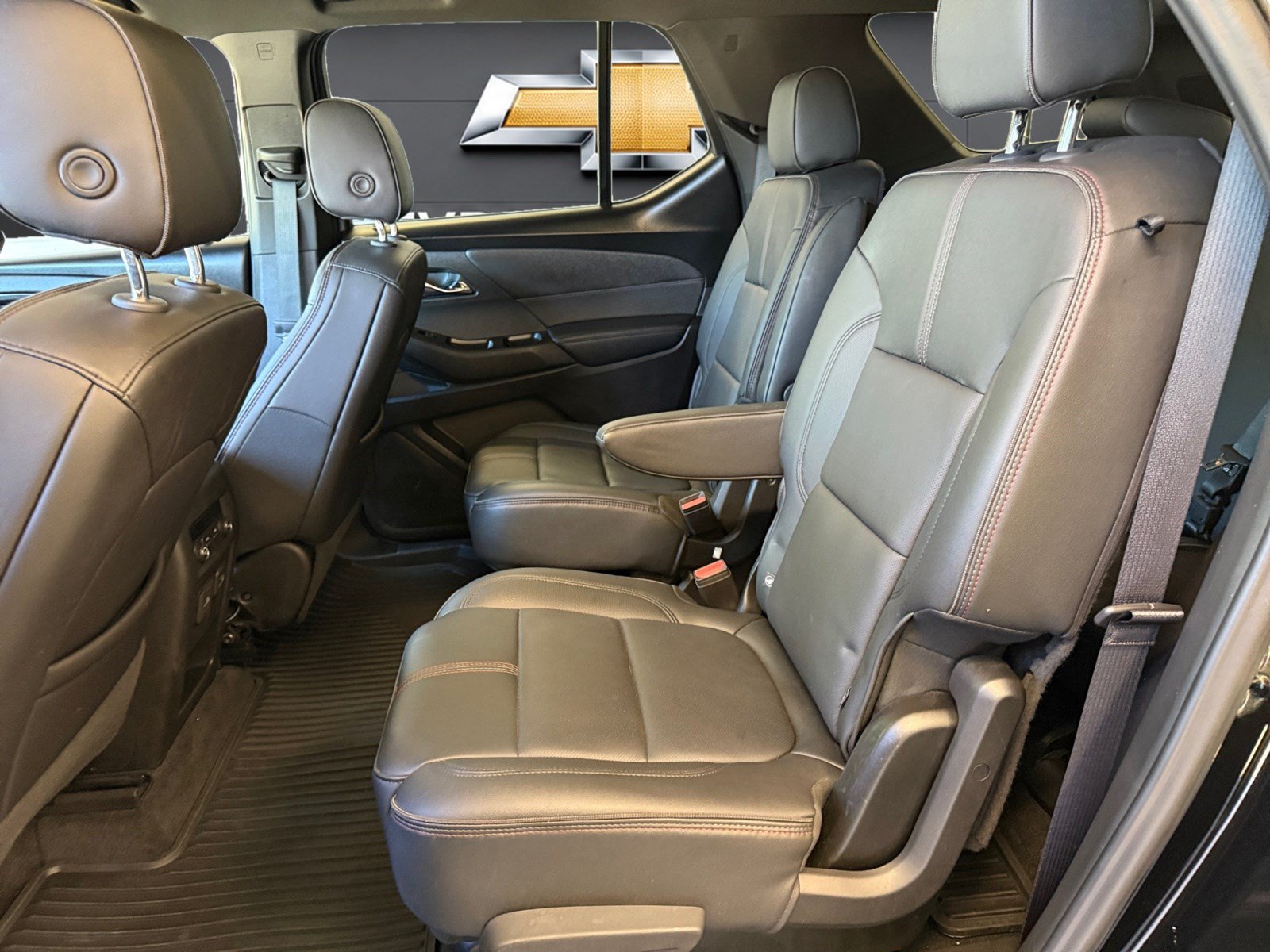 Used 2023 Chevrolet Traverse RS AWD/4WD image 19